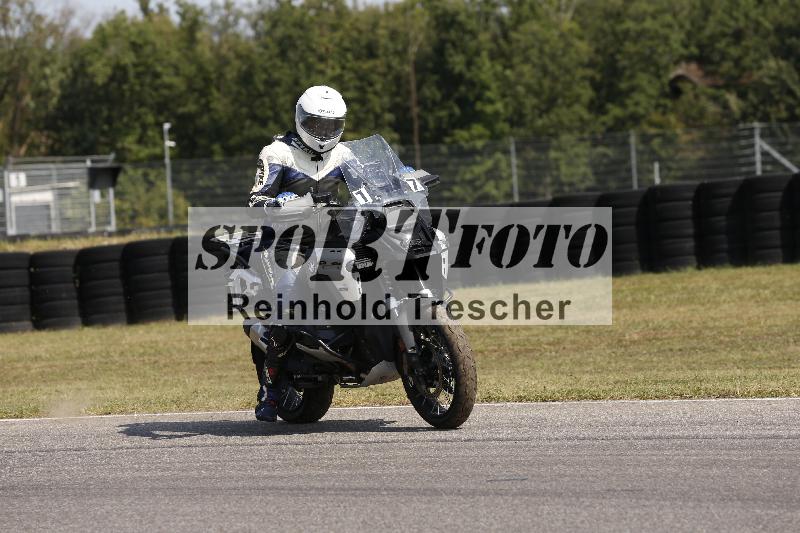 /Archiv-2025/49 26.08.2025 Cornu Master School ADR/gruen-vert/17